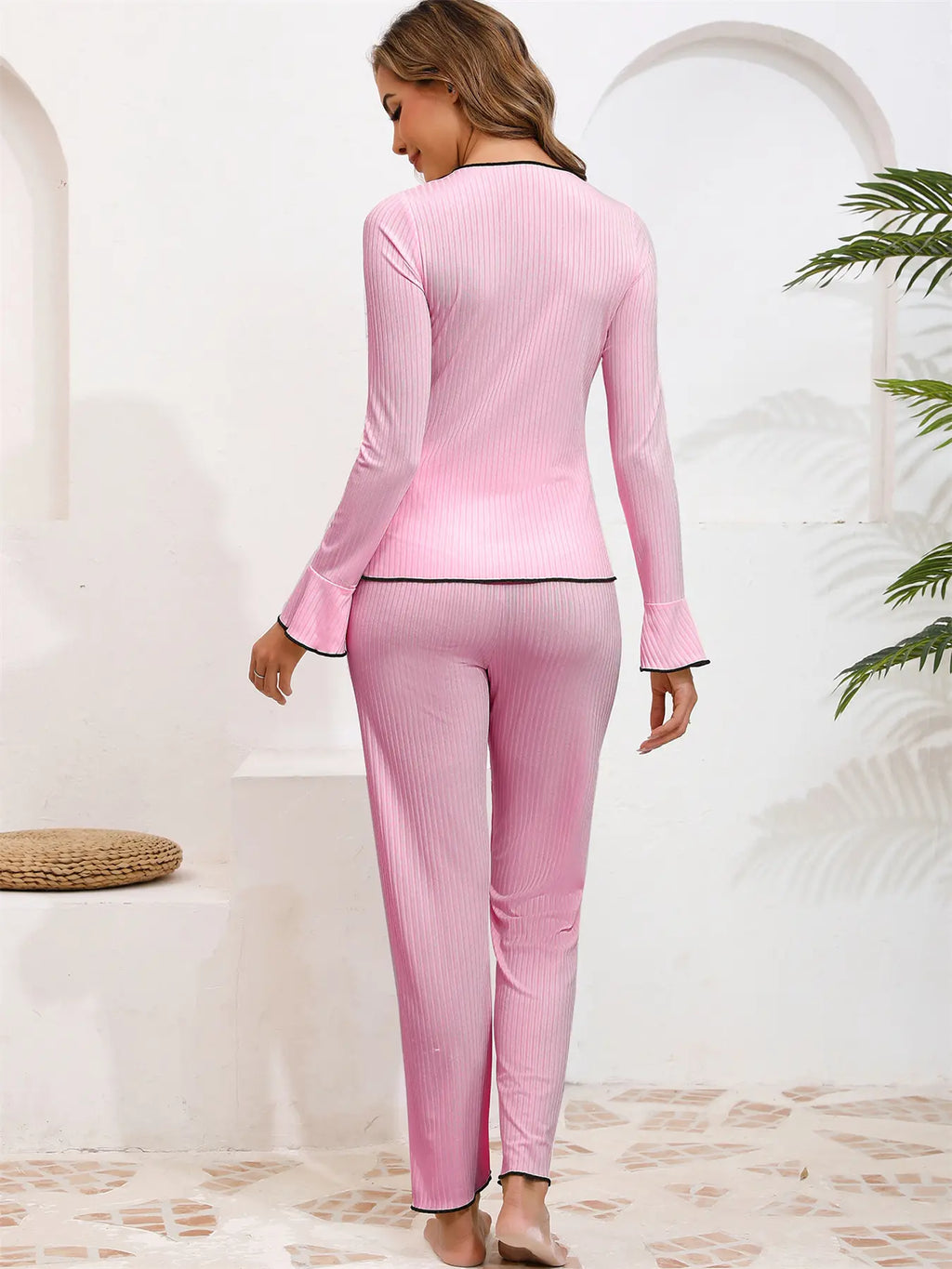 Chic Women's Bow Decor Long Sleeve Pajama Set - Comfy Top & Trousers for Cozy Spring & Fall Nights
